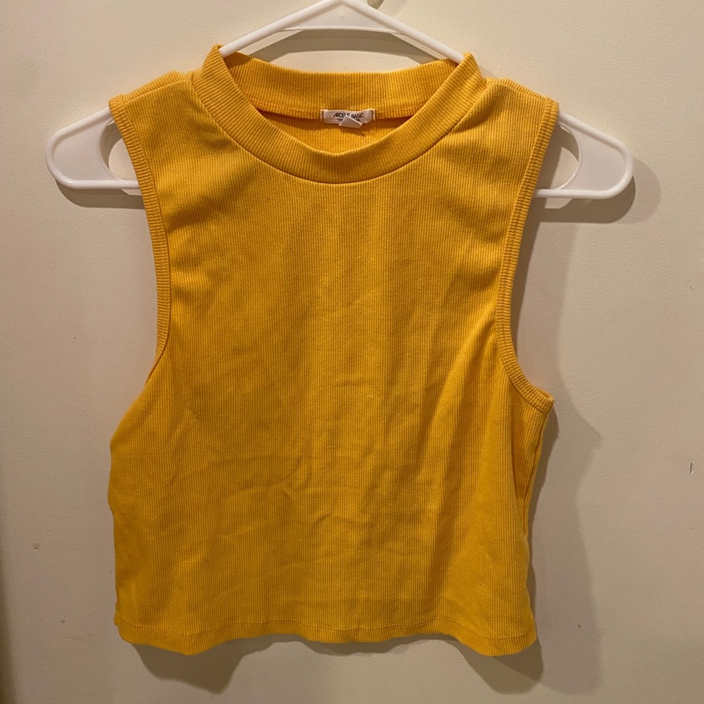 Muscle Tee